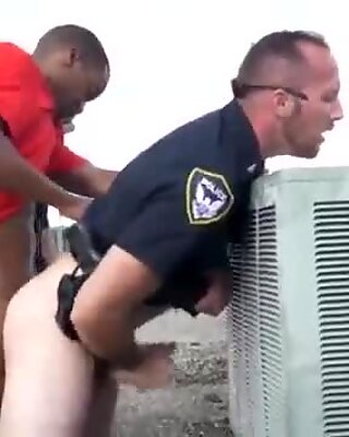 ゲイ黒人ティーンブロックポルノトリプルXが侵入と侵入を逮捕