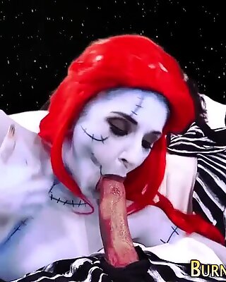 Emo goth doll rides cock