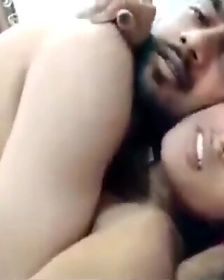 Bhai ki sexy żony ko hotel me choda