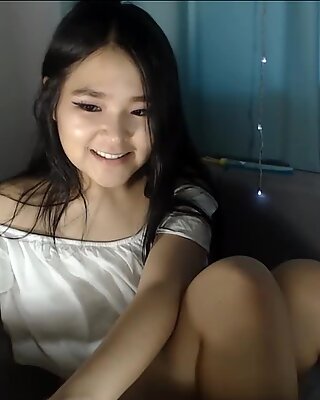 Слатка Азијски тинејџери Поигравање прстом то оргазам на веб камерној ками - Тинејџери Слатко