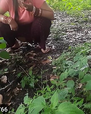 Muslim Sexy GF Pissing outside and Masterbation with his BF, Full Hindi Audio (whatsp 9302448766)