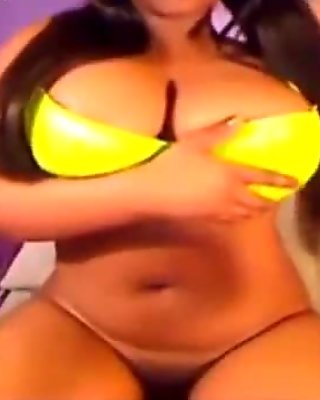 Horny Bbw Ebony Babe With Big Boobs Masturbate On Webcam
