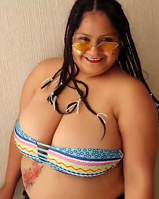 Wanita Besar Cantik Caribbean Pancutan Slut Ratu
